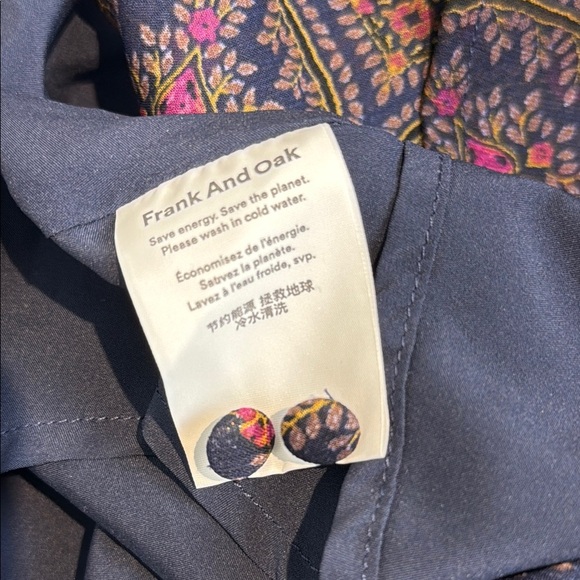 Frank & Oak patterned V-Neck Bishop Sleeve Dress - Picture 7 of 8